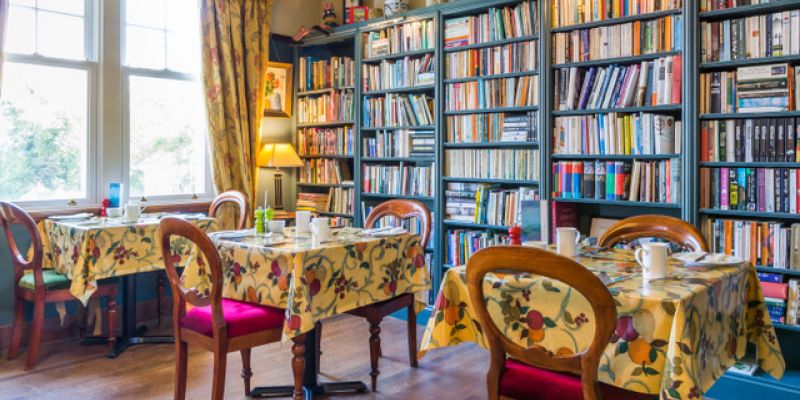 CRUIKSHANKS WHITING BAY